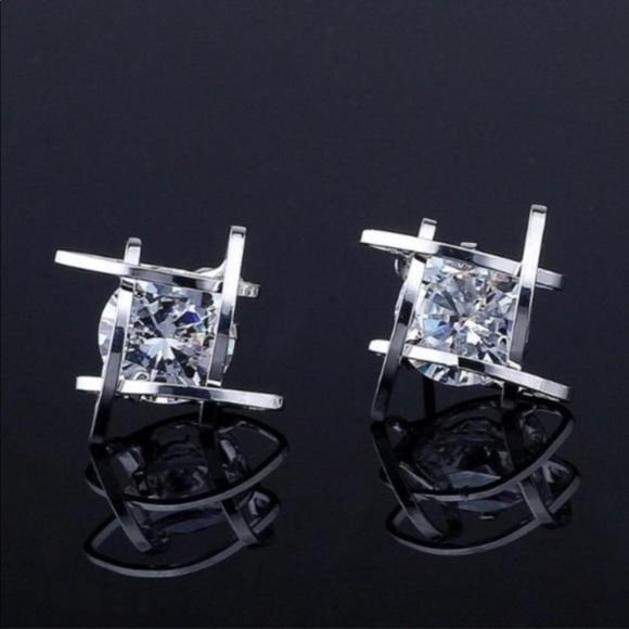 NEW SILVER 3D CAGE DIAMOND STUD EARRINGS - Picture 3 of 6